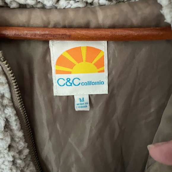 C&C California Cream Sherpa Jacket - Picture 3 of 9
